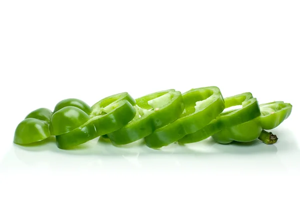 Нарезанный зелёный сладкий перец — стоковое фото