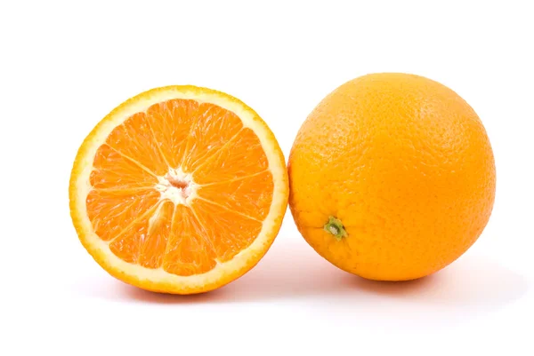 Orange. Whole and half — Stock Photo, Image