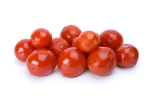 Kevés marinált piros cherry paradicsom — Stock Fotó