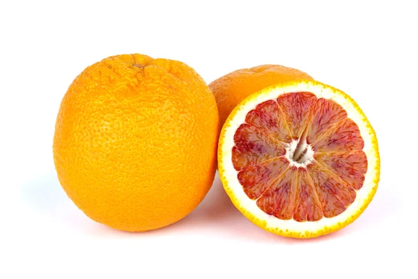 Αίμα (κόκκινο-πολτός) τα πορτοκάλια και τα μισά — Φωτογραφία Αρχείου