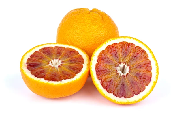 Blood (red-pulp Malta) orange and halves — Stock Photo, Image