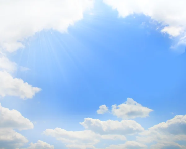 Beautiful white clouds — Stock Photo, Image