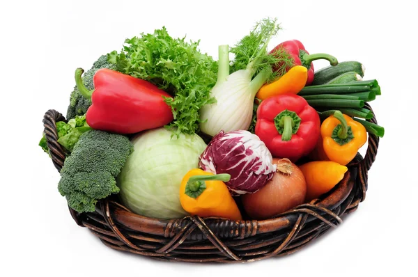 Zöldségek a kosárba — Stock Fotó