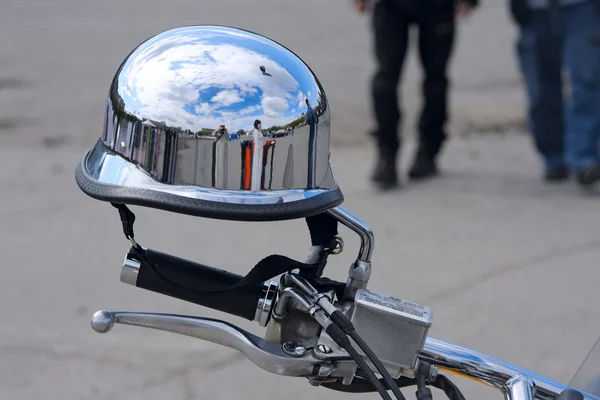 Kormidlo a helmu motobike — Stock fotografie