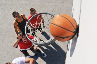 Sokak basketbol, açık basketbol