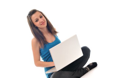 bir genç kız iş laptop üzerinde beyaz izole