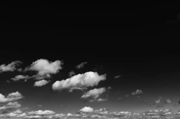 Blauwe Hemel Met Witte Wolken Achtergrond Natuur — Stockfoto
