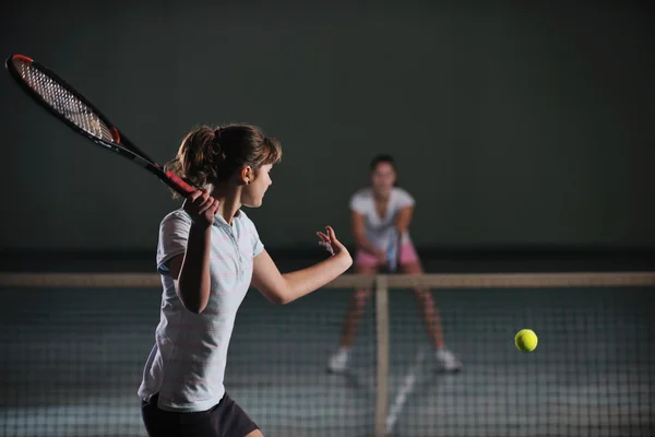 Tennisspiel, zwei Mädchen — Stockfoto