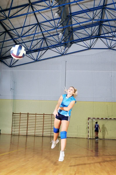 Volley-ball sport, les filles jouer — Photo