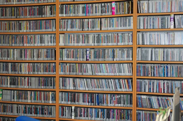 Музичний CD DVD і колекція пластин — стокове фото