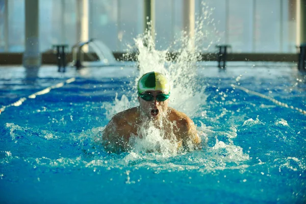 Nachwuchsschwimmer — Stockfoto