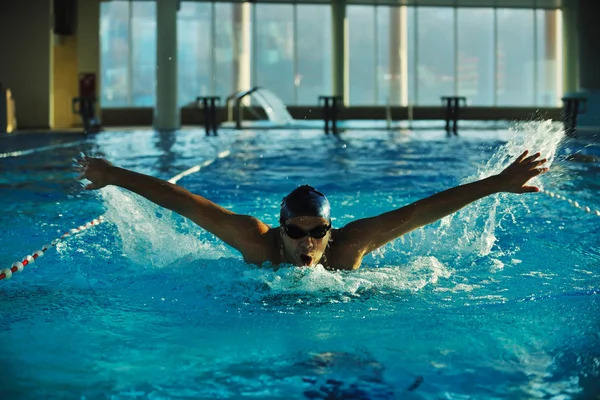 Joven nadador atleta — Foto de Stock