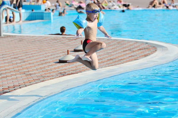 Swimming pool fun — Stock Photo, Image