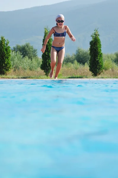 Yüzme Havuzu eğlenceli — Stok fotoğraf