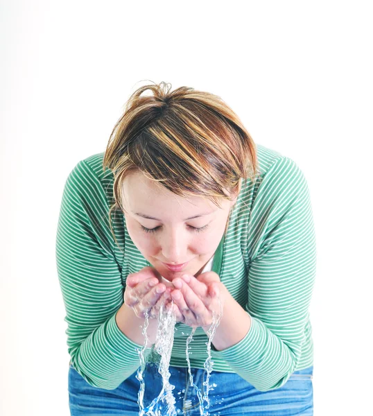 Mulher rosto lavagem — Fotografia de Stock