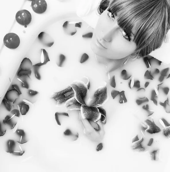 Жінка ванна квітка — стокове фото
