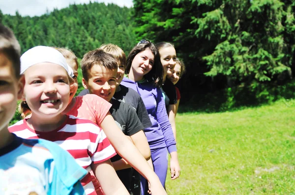 Child group outdoor — Stock Photo, Image