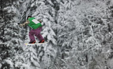 snowboard atlama