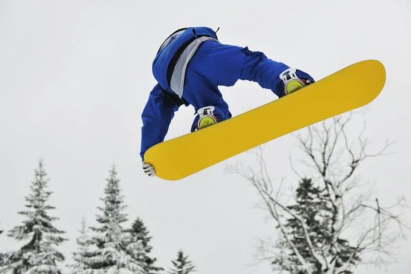Snowboard jump — Stock Photo, Image