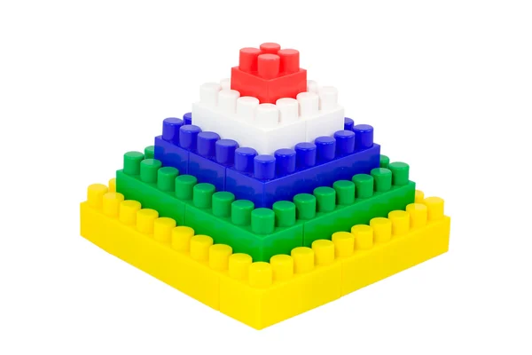 Pirâmide de tijolos de brinquedo — Fotografia de Stock