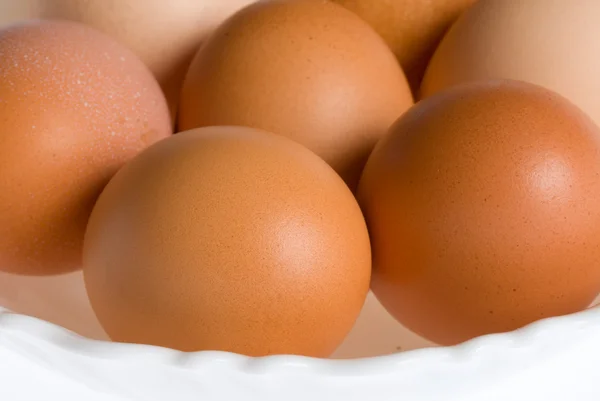 Яйца на тарелке — стоковое фото