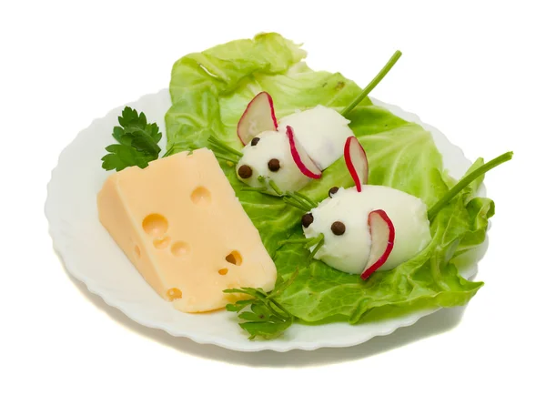 Nourriture drôle - deux souris et fromage — Photo