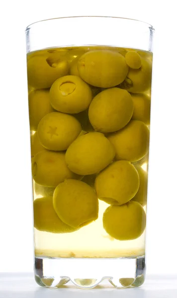 Gröna oliver i glas — Stockfoto