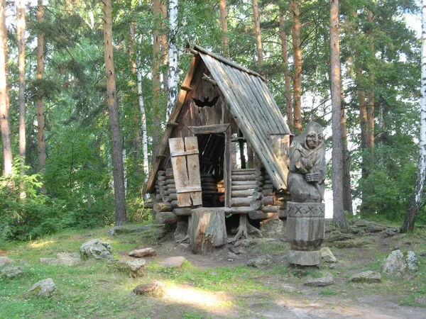 Czarownica dom starego drewna — Zdjęcie stockowe