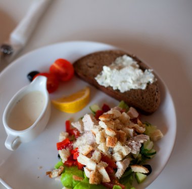 geleneksel Sezar salatası