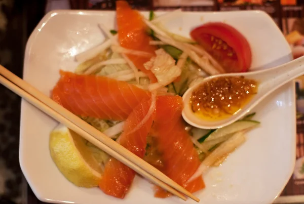 stock image Salmon and vegetables salad