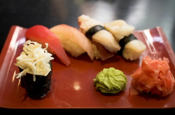 Surtido de sushi japonés — Foto de Stock