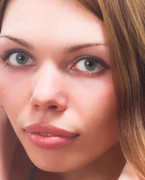 Porträt eines sexy blonden Mädchens mit schönen Augen — Stockfoto