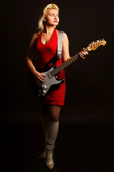 Singer girl with guitar — Stock Photo, Image