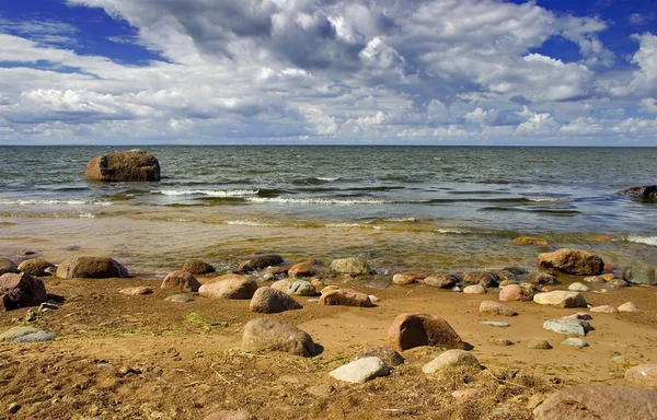 Πέτρες στην ακτή — Φωτογραφία Αρχείου