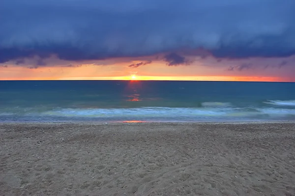 Dark sea sunset — Stock Photo, Image