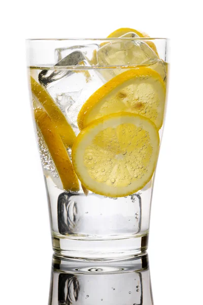 Вода з лимоном — стокове фото