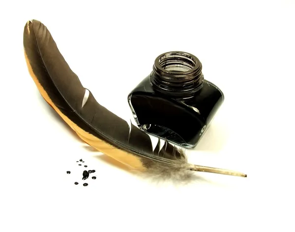 Inkwell and quill — Stock Photo, Image