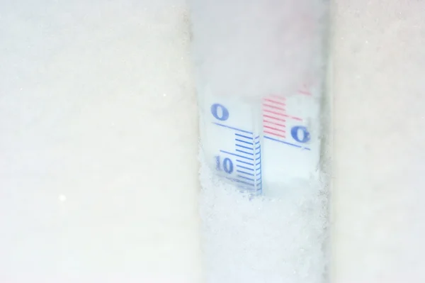 室外温度计 — 图库照片