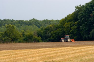 Tarım traktörü