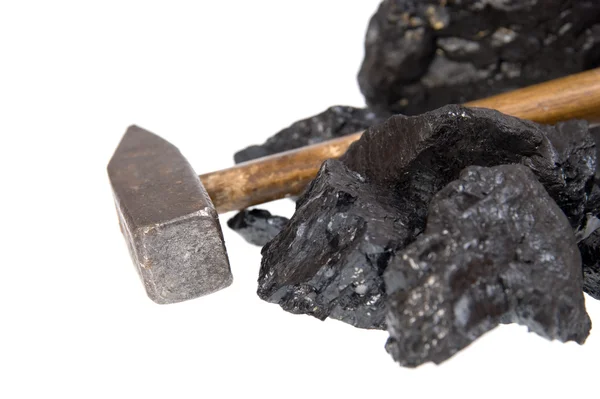 Młoteczek na białym tle węgla, bryłki węgla — Zdjęcie stockowe