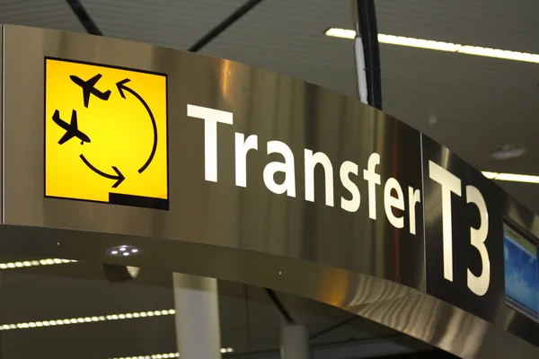Port lotniczy informacje znak — Zdjęcie stockowe