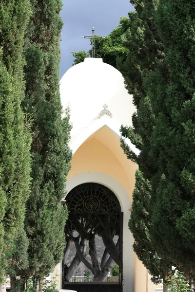 スペインの墓地、小さな礼拝堂 — ストック写真