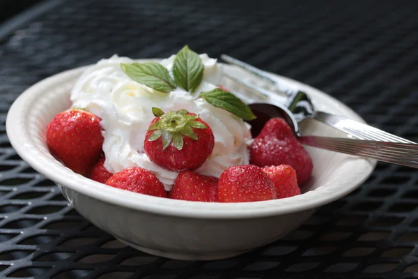 stock image Strawberries and cream