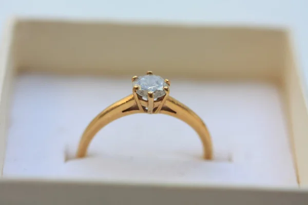 Zásnubní prsten - připraven k návrhu — Stock fotografie