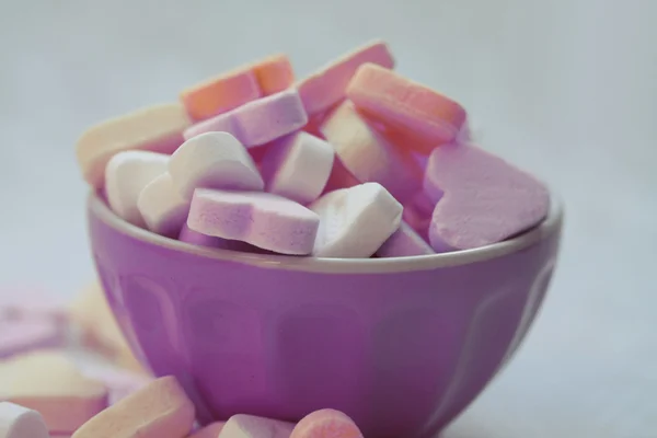 Candy srdce v misce — Stock fotografie