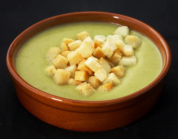 Pureer de soep met croutons — Stockfoto