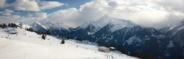 Panoramiczny widok na Alpy w Austrii — Zdjęcie stockowe