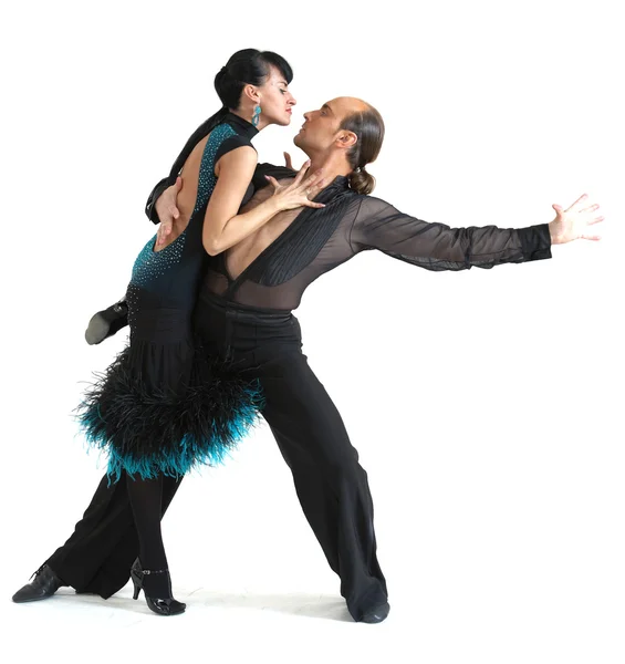 Coppia ballerini in stile latino — Foto Stock