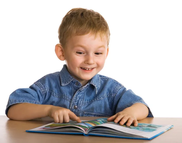 Niño con el libro — Foto de Stock
