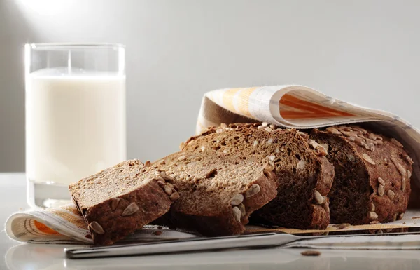 Chleb i mleko — Zdjęcie stockowe
